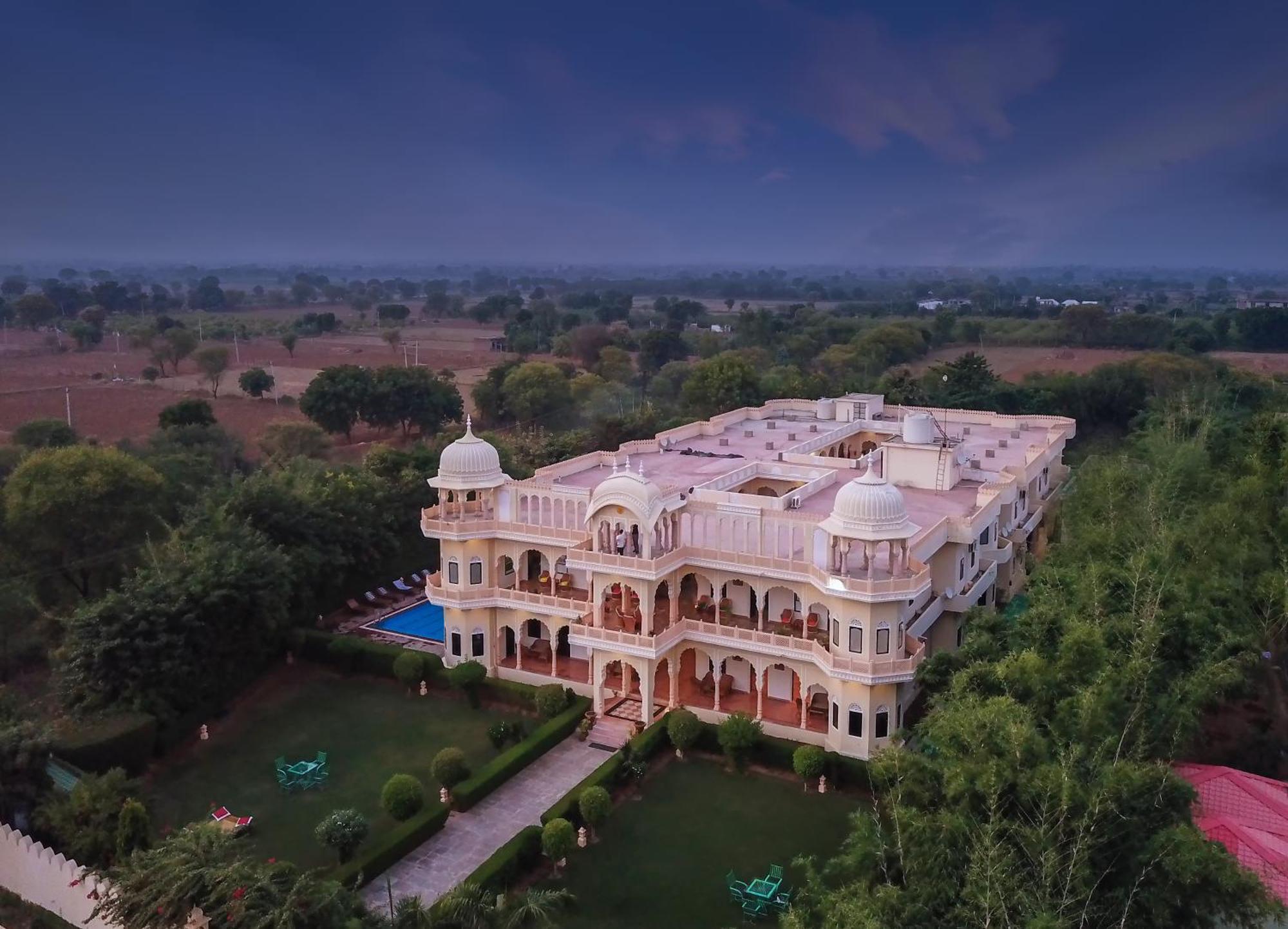 סוואי מדופור Ranthambhore Heritage Haveli מראה חיצוני תמונה